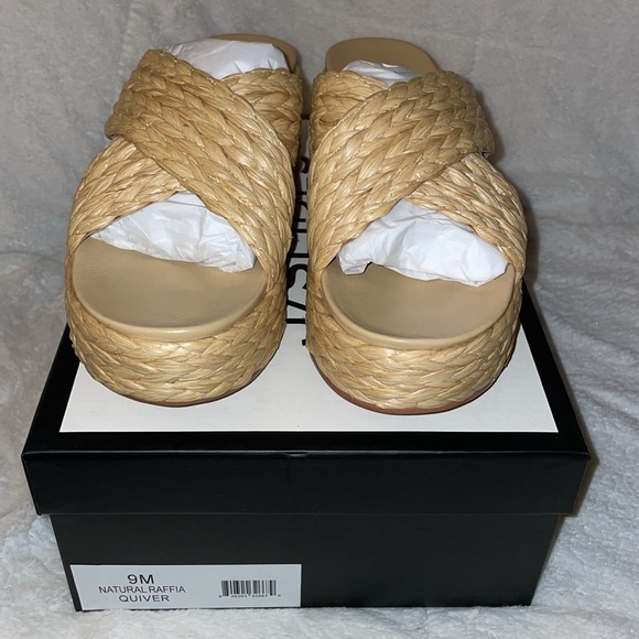 NWT J/SLIDES QUIVER Natural Raffia Sandal - Picture 7 of 15